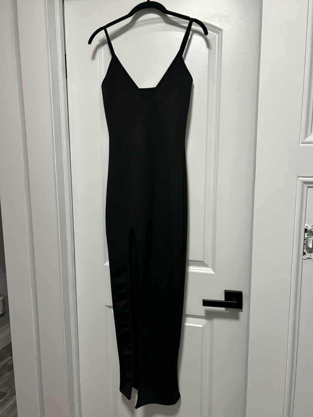 Bodycon Cocktail Dress - Picture 2 of 12